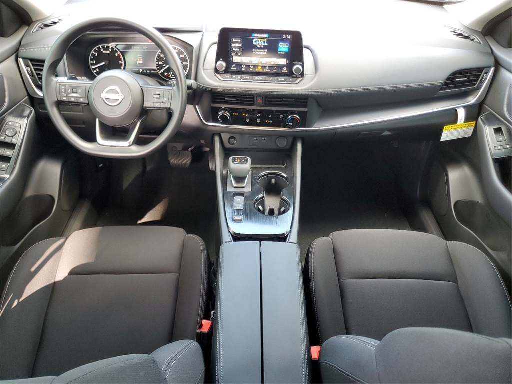 2025 Nissan Rogue S photo 14