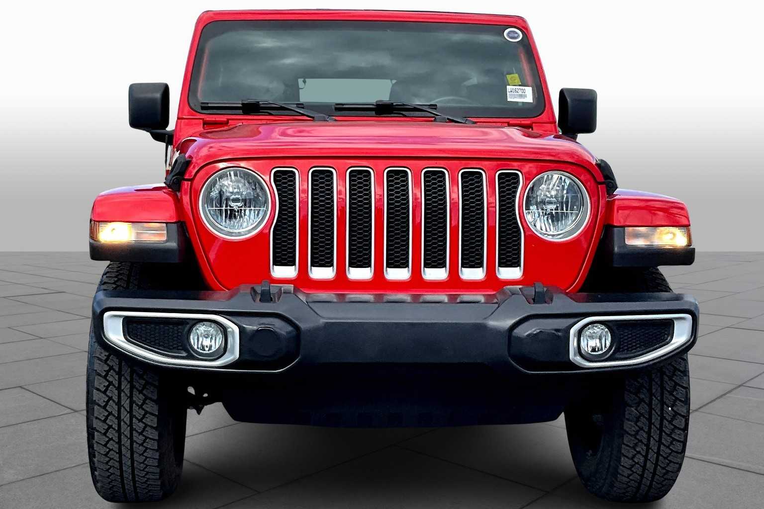 2020 Jeep Wrangler Unlimited Sahara photo 3
