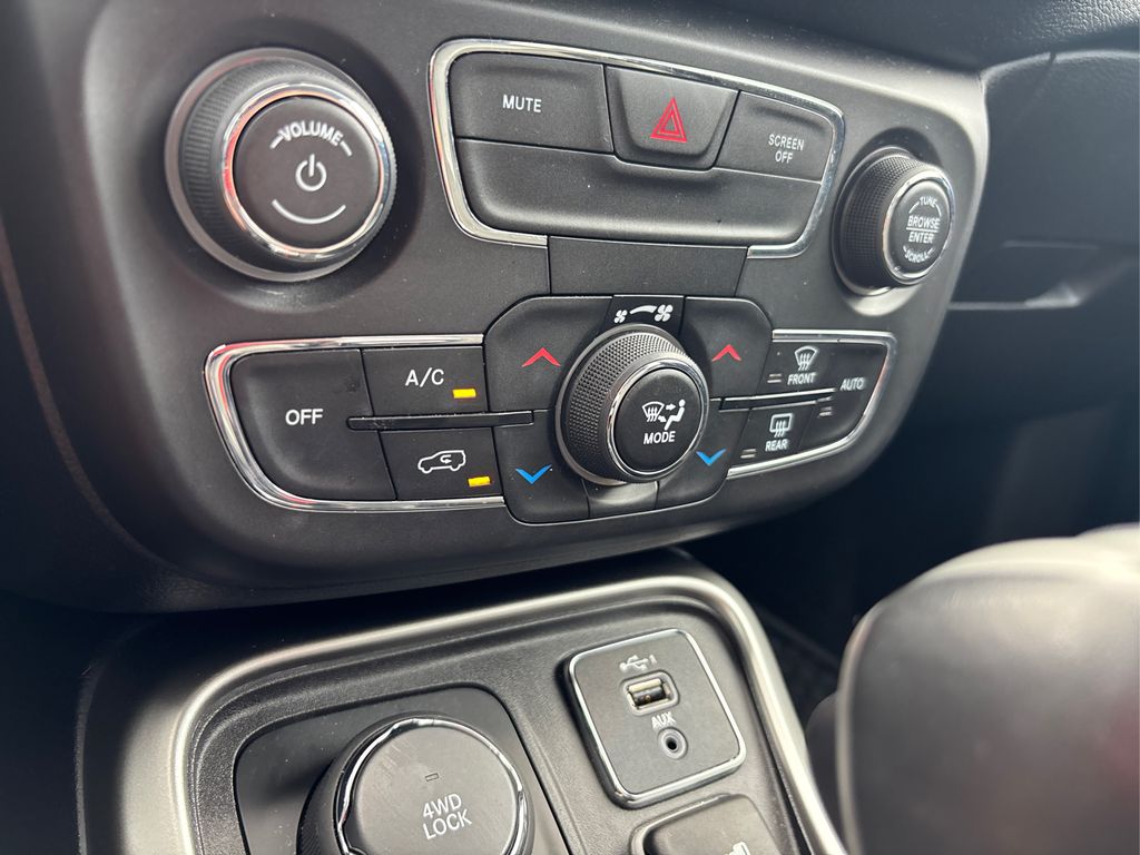2019 Jeep Compass Latitude photo 24