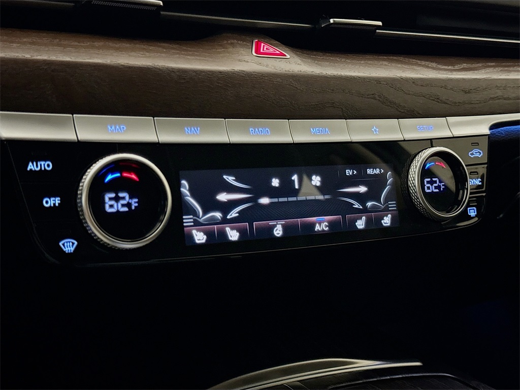 2023 Genesis Electrified G80 photo 33