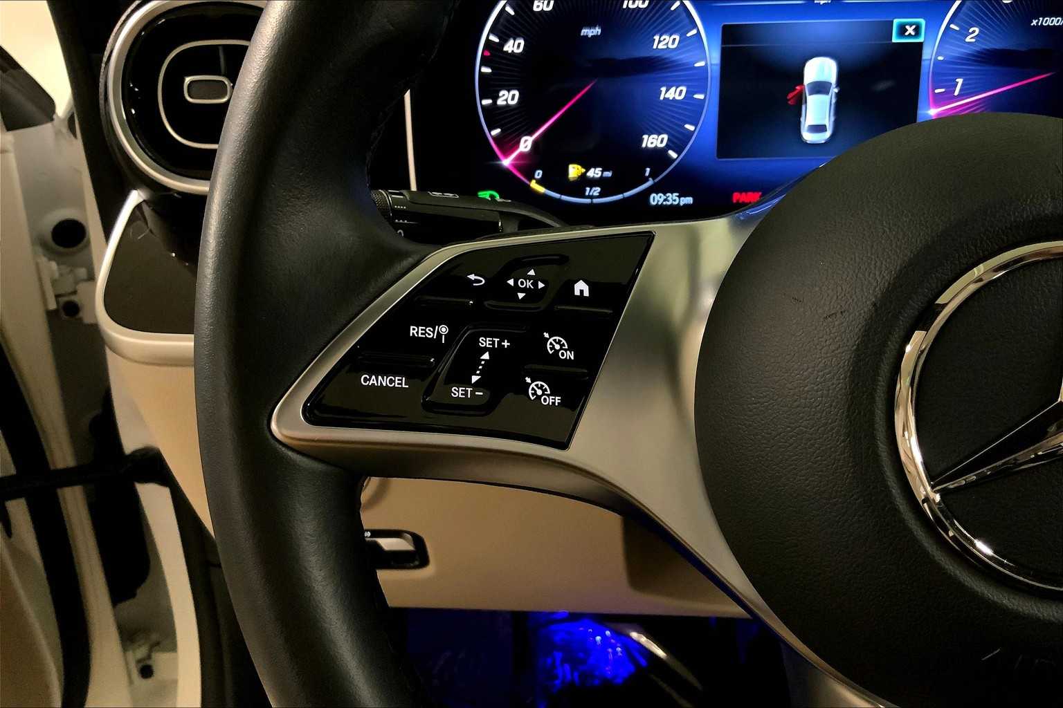 2022 Mercedes Benz C 300 photo 21