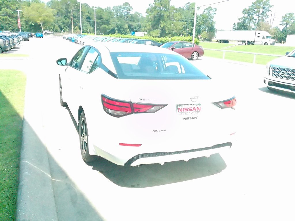 2025 Nissan Sentra SV photo 5