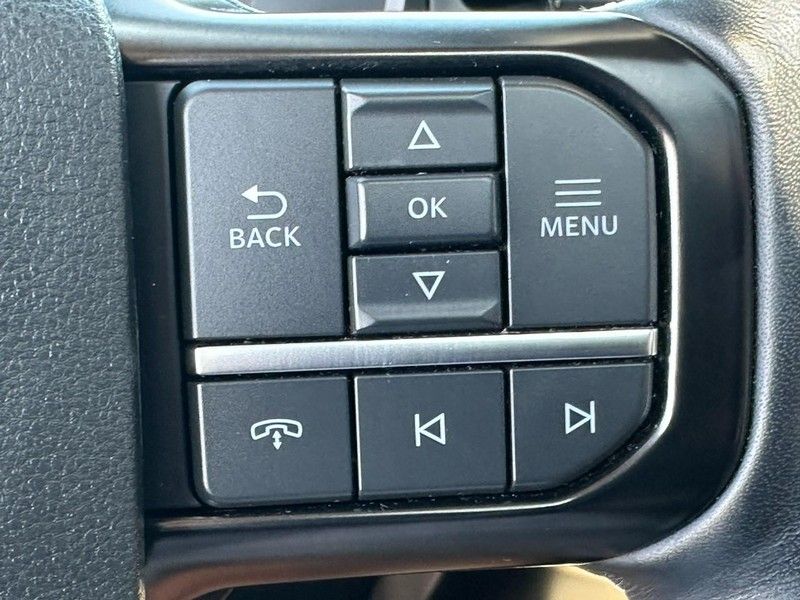 2023 Ford Expedition MAX Platinum photo 21