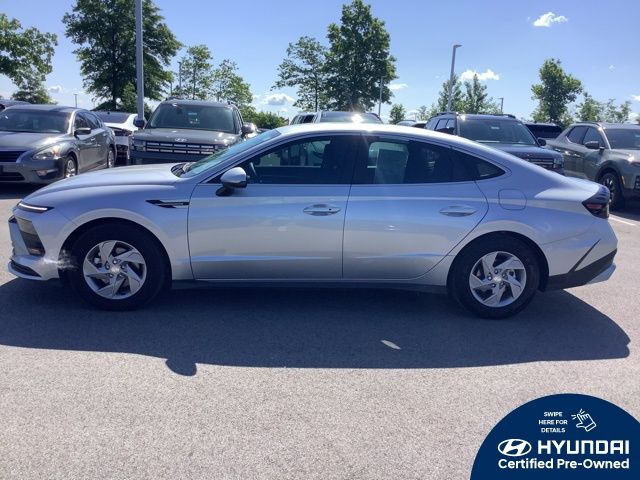 2025 Hyundai Sonata SE's photo