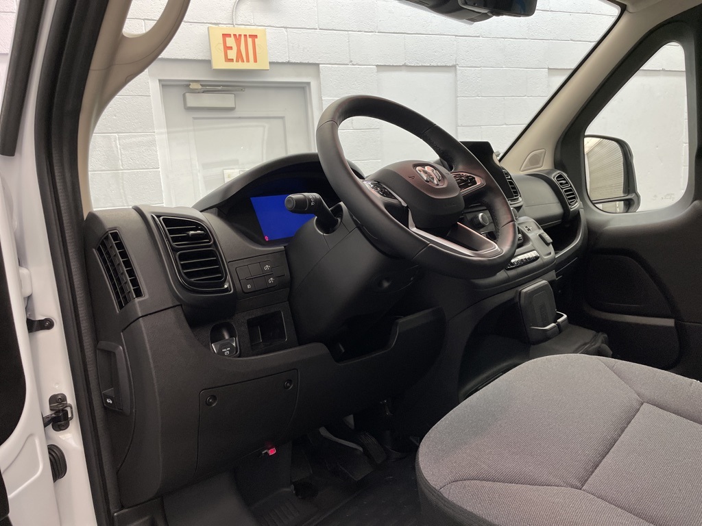 2025 Ram ProMaster 3500 photo 9