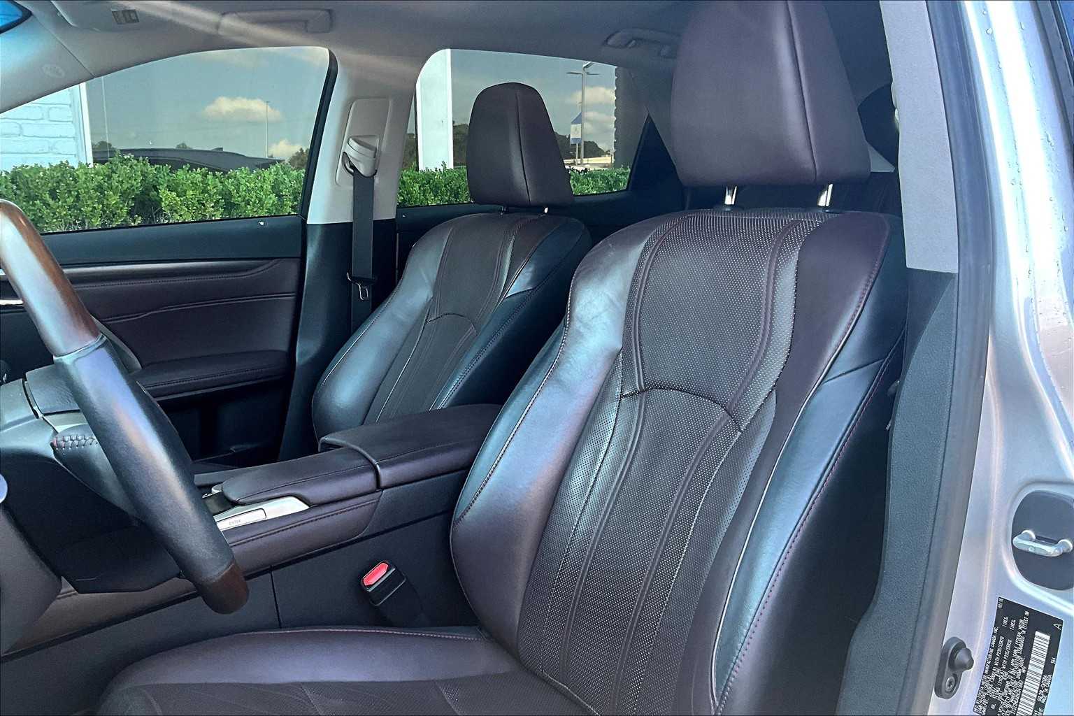 2017 Lexus RX photo 7