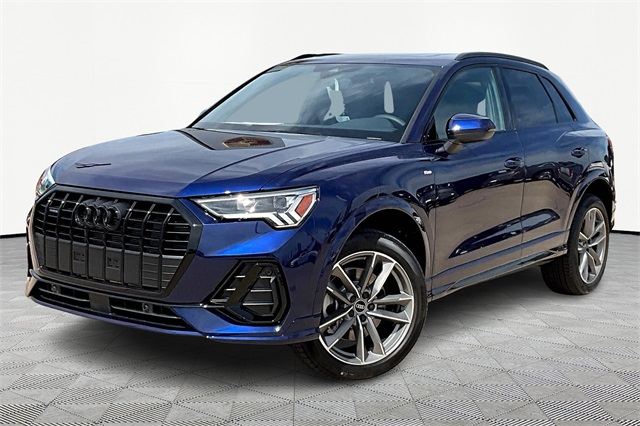 2025 Audi Q3 S Line Premium's photo