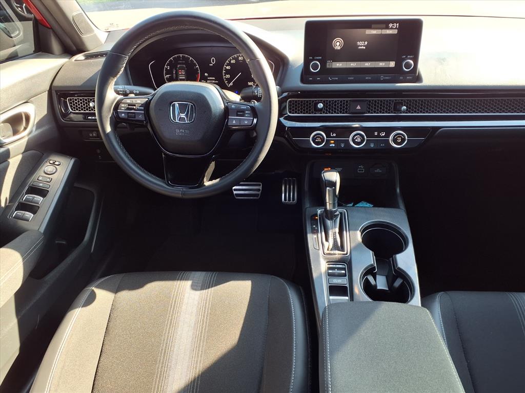 2023 Honda Civic Sport photo 3