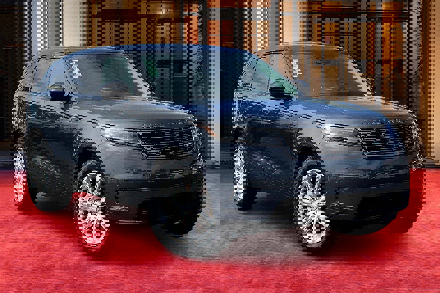2025 Land Rover Range Rover Velar S photo 2