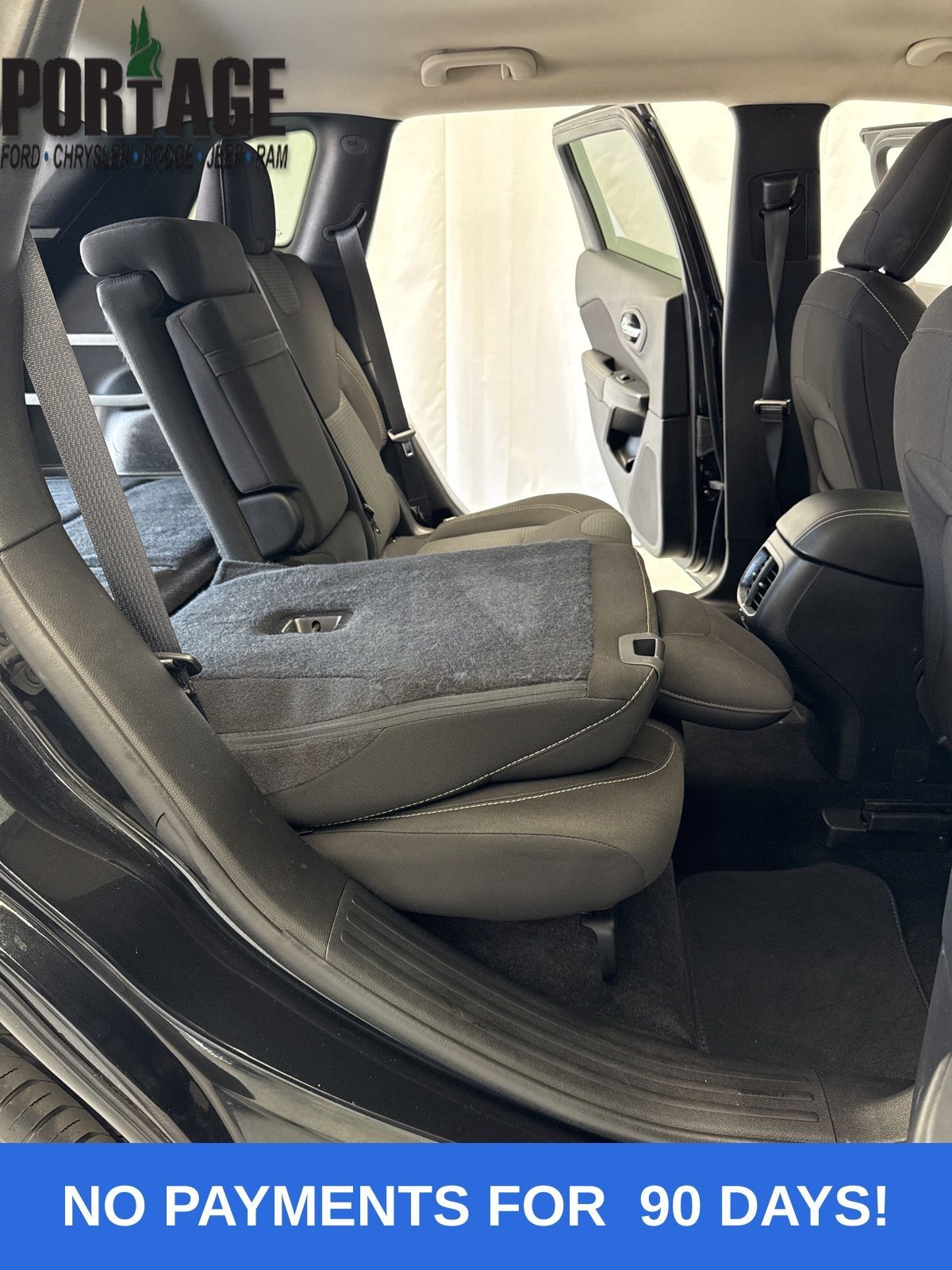 2016 Jeep Cherokee Altitude photo 31