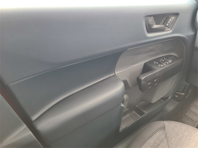 2025 Ford Maverick XLT photo 28