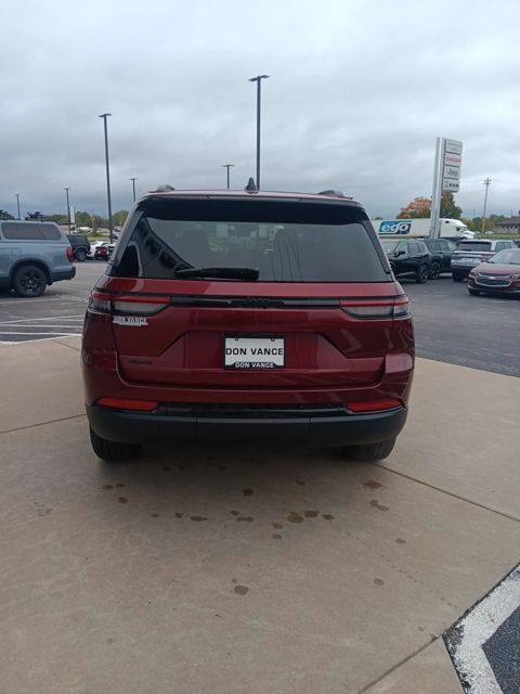 2025 Jeep Grand Cherokee Altitude X photo 3