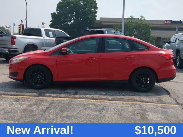 2017 Ford Focus SE photo 4