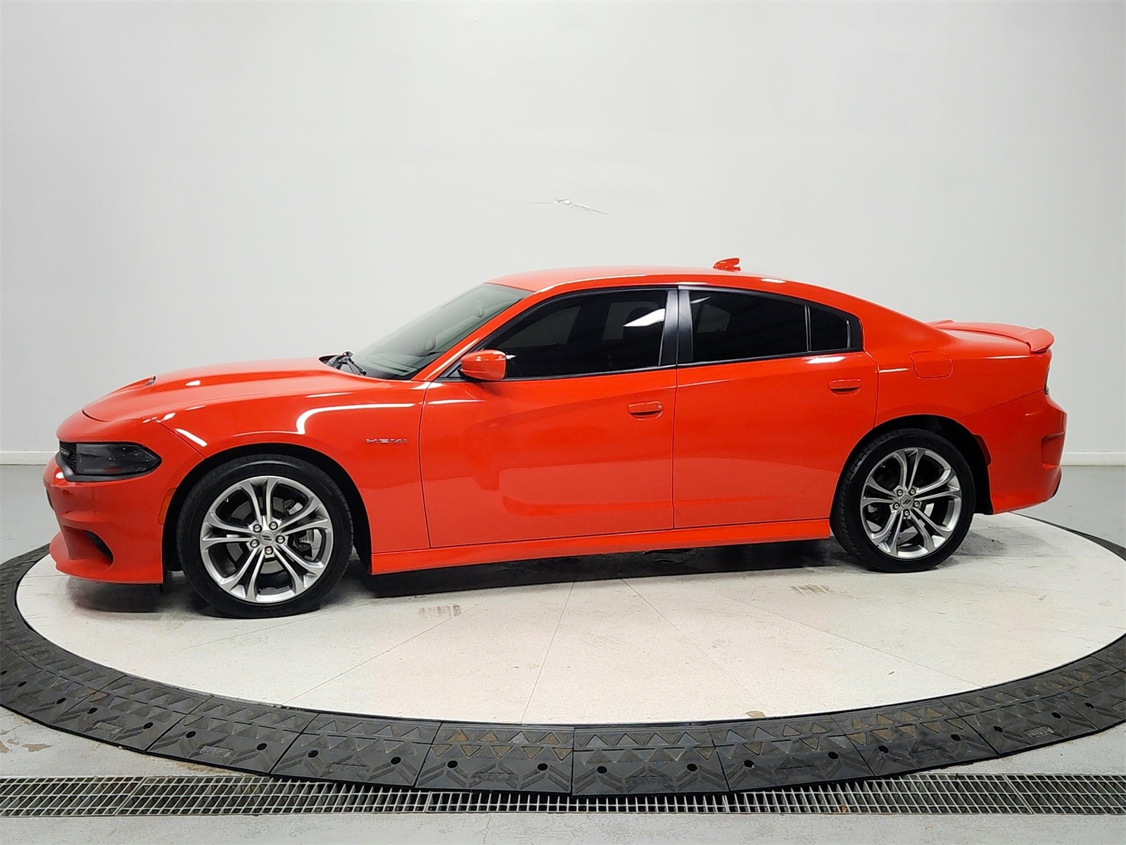 2022 Dodge Charger R/T photo 4