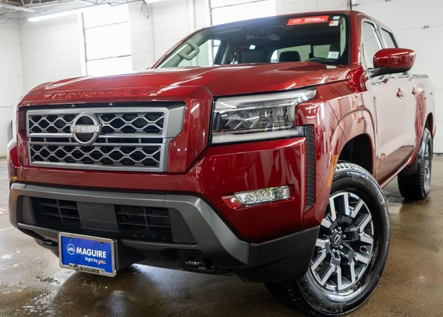 2024 Nissan Frontier SL's photo