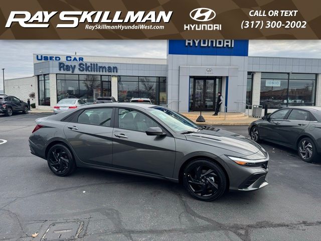 2026 Hyundai Elantra SEL's photo