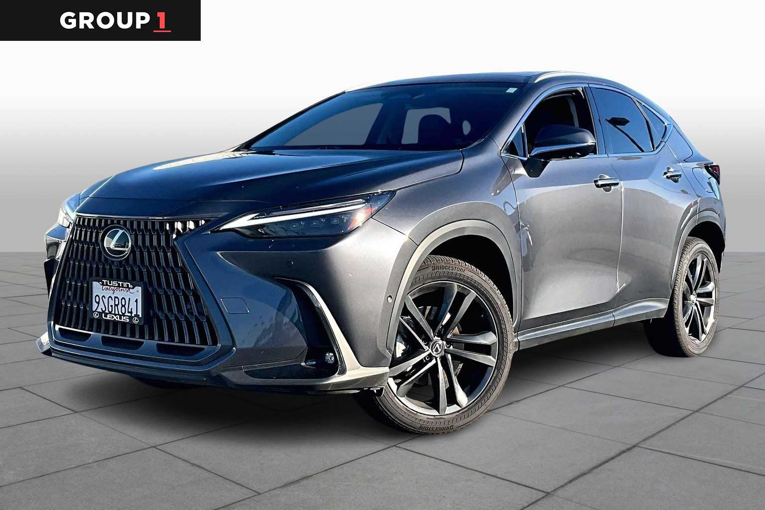 2025 Lexus NX PHEV 450h+'s photo