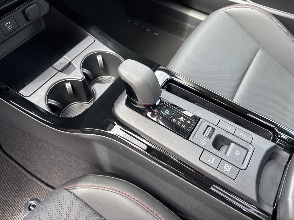 2024 Toyota Prius Prime XSE photo 19