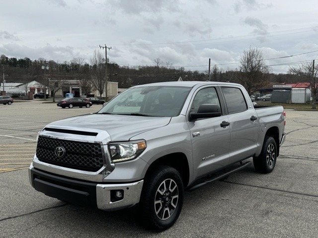 2021 Toyota Tundra SR5's photo
