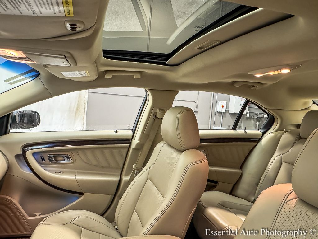 2017 FORD TAURUS - Image 13