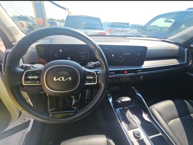 2024 Kia Sorento X-Line SX photo 9
