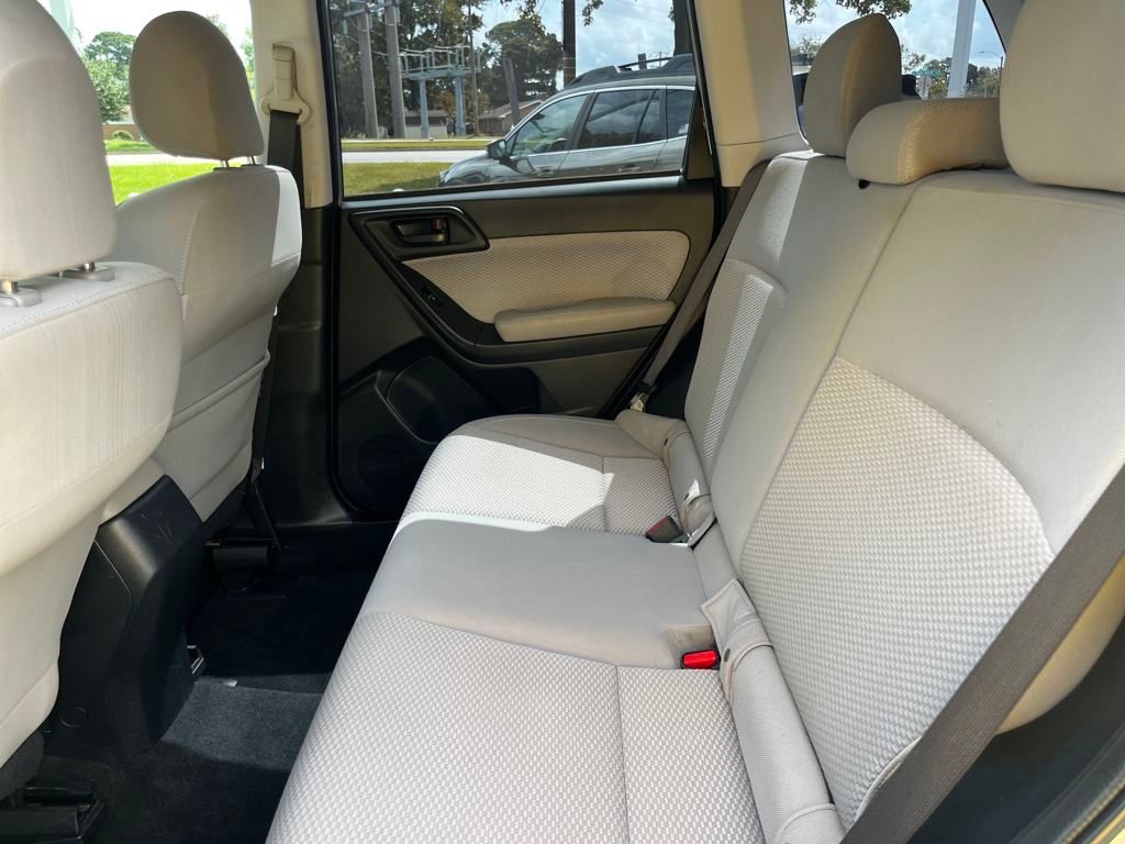 2018 Subaru Forester 2.5i photo 21
