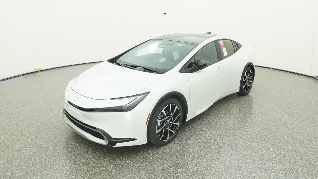 2026 Toyota Prius XSE Premium's photo