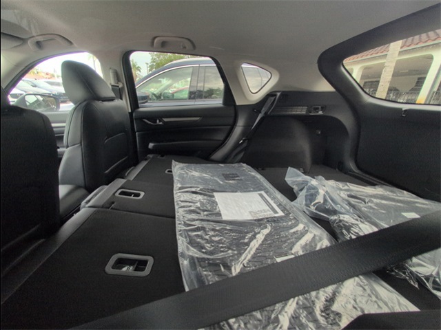 2025 Mazda CX-5 2.5 Select photo 6