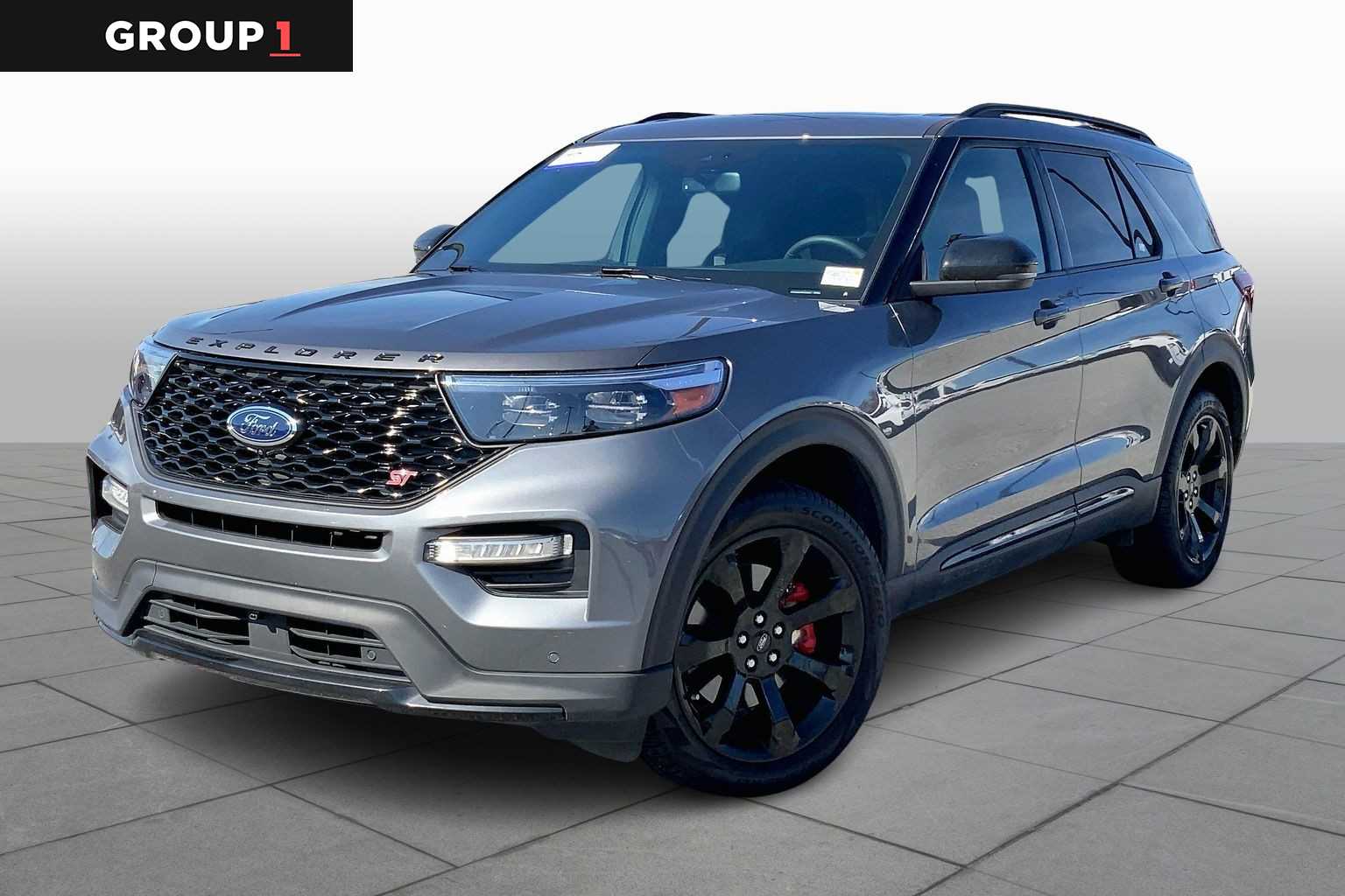 2023 Ford Explorer ST's photo