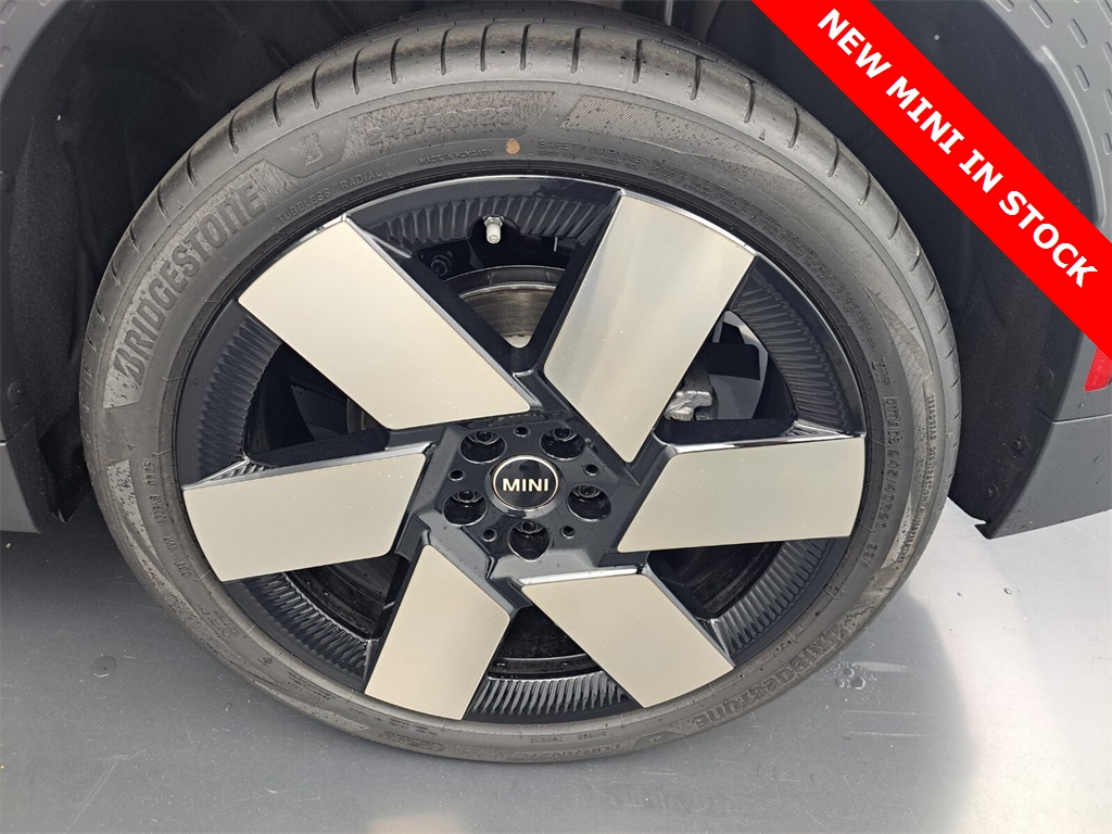2025 Mini Countryman ALL4 Signature photo 11