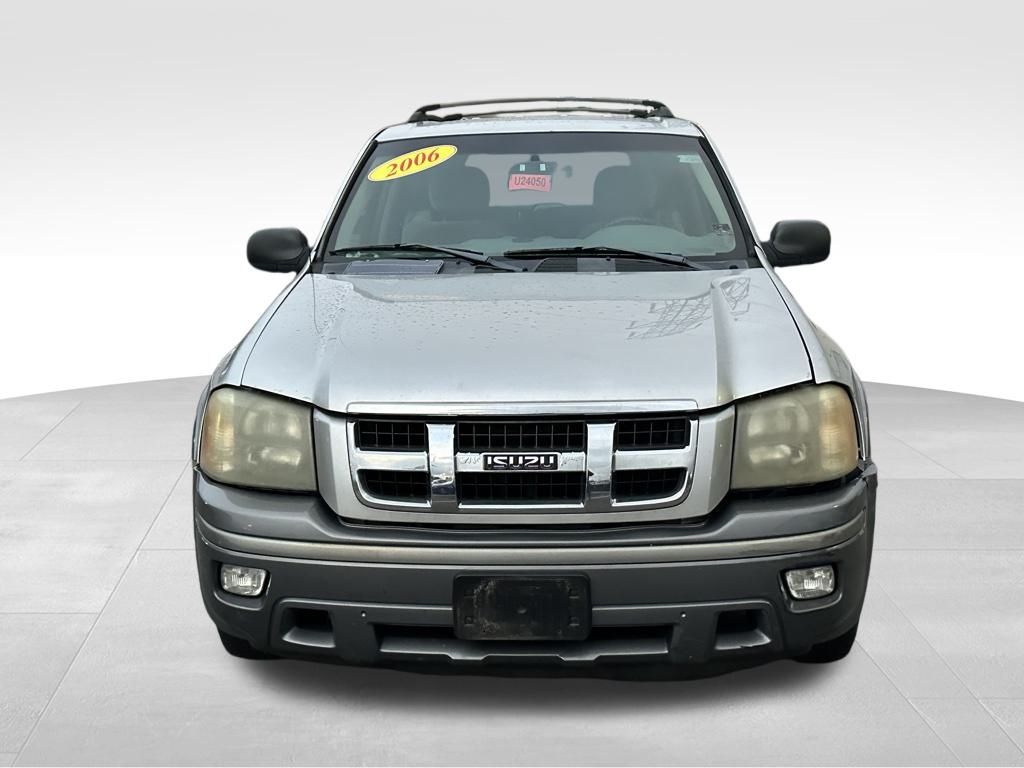 Used 2006 Isuzu Ascender s 4x4 with VIN 4NUDT13S262702222 for sale in Highland Park, IL