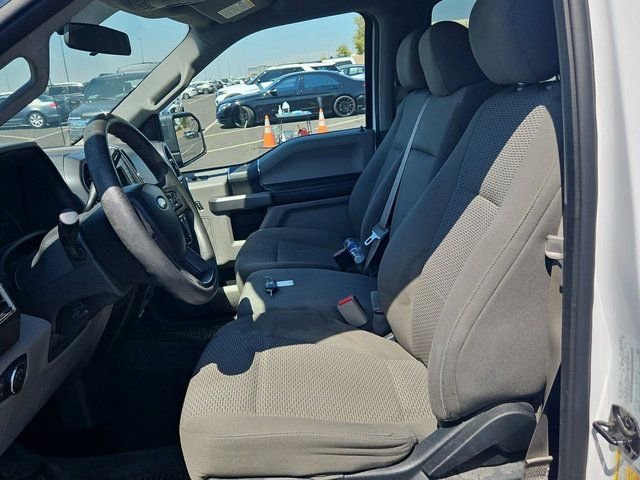 2017 Ford F-150 XLT photo 8