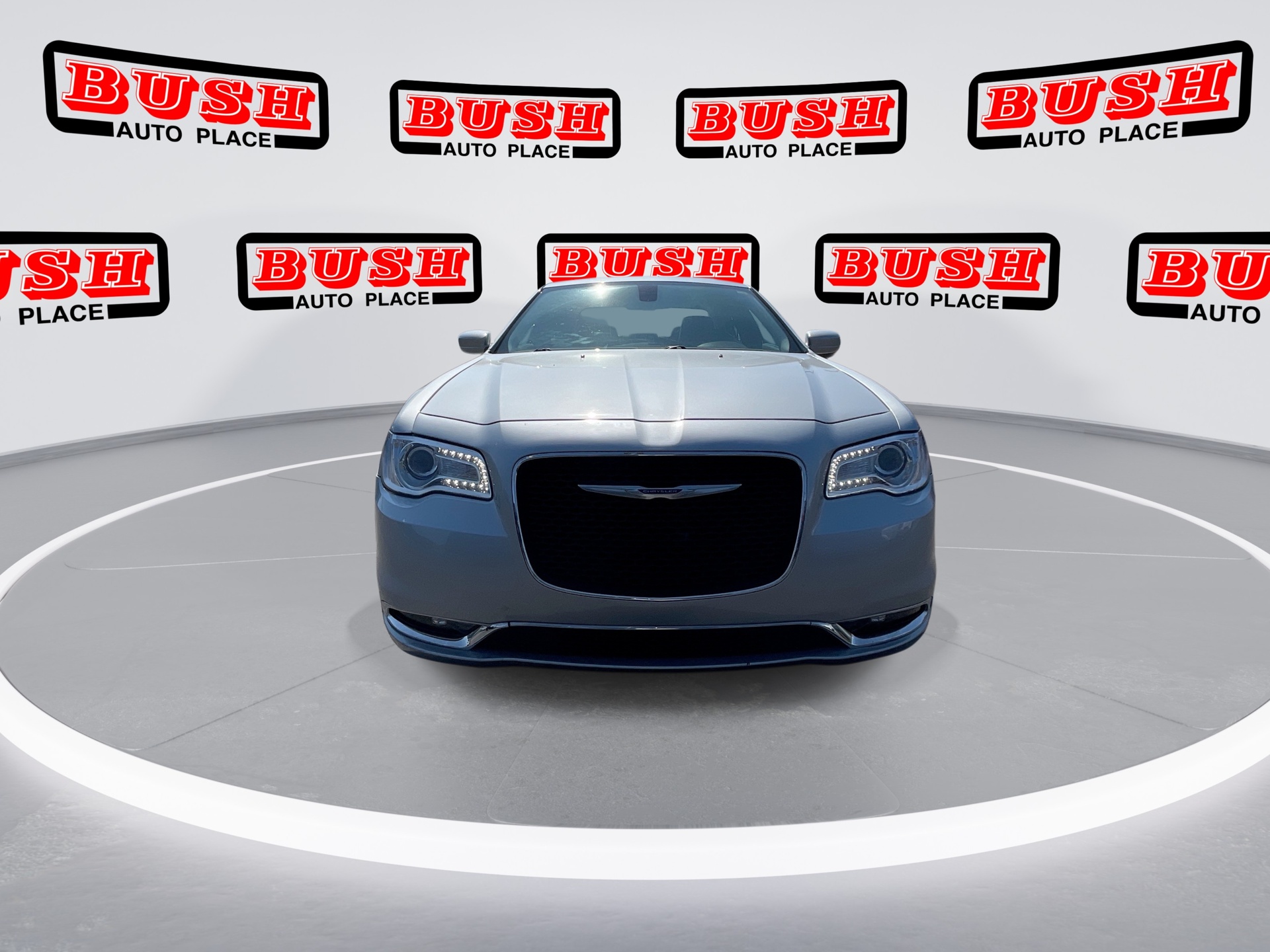 2019 Chrysler 300 Touring L photo 14