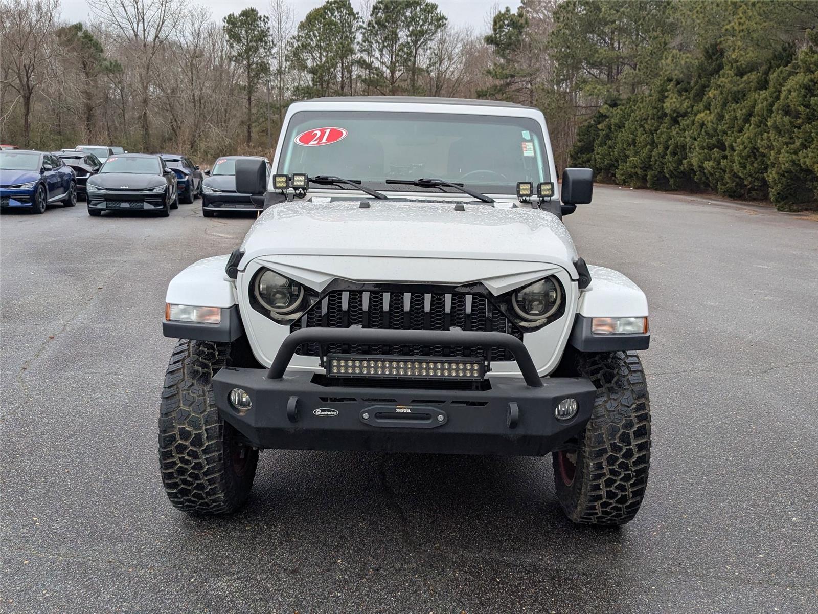 2021 Jeep Wrangler Unlimited Sahara photo 4