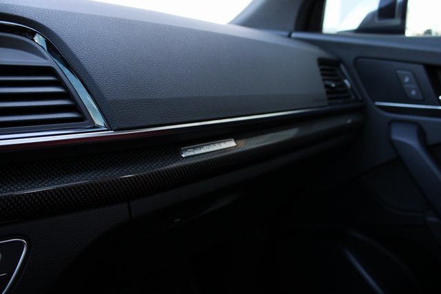 2022 Audi SQ5 Premium Plus photo 8