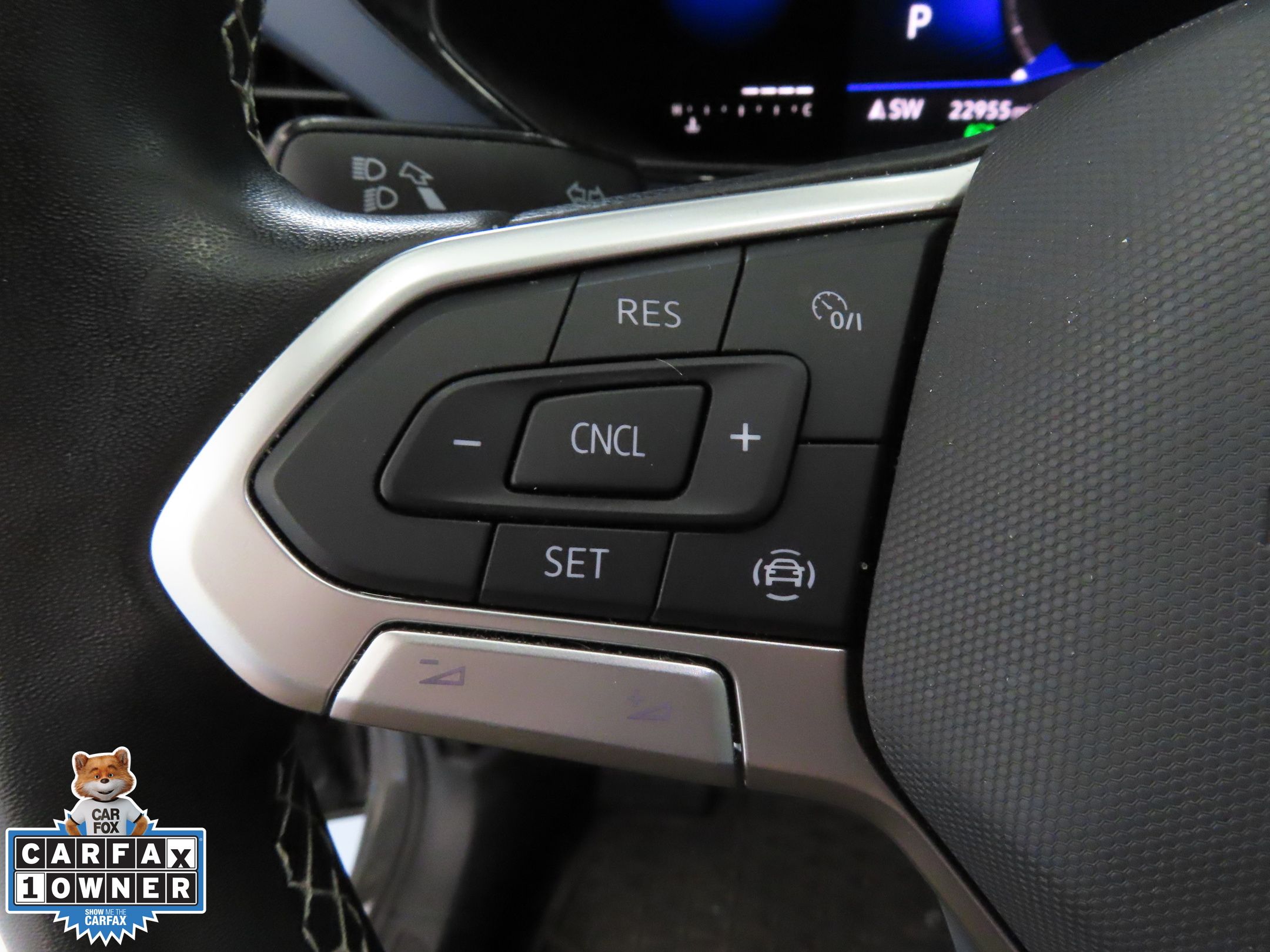 2022 Volkswagen Taos SE photo 10