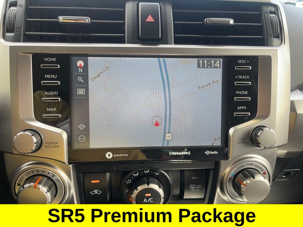 2024 Toyota 4Runner SR5 Premium photo 19