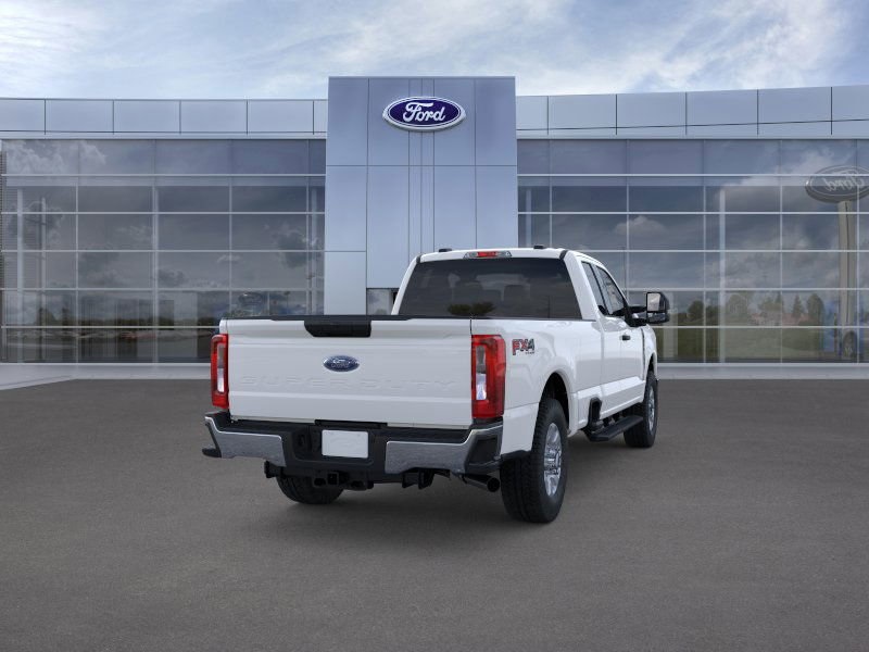 2025 Ford F-350 XLT photo 8