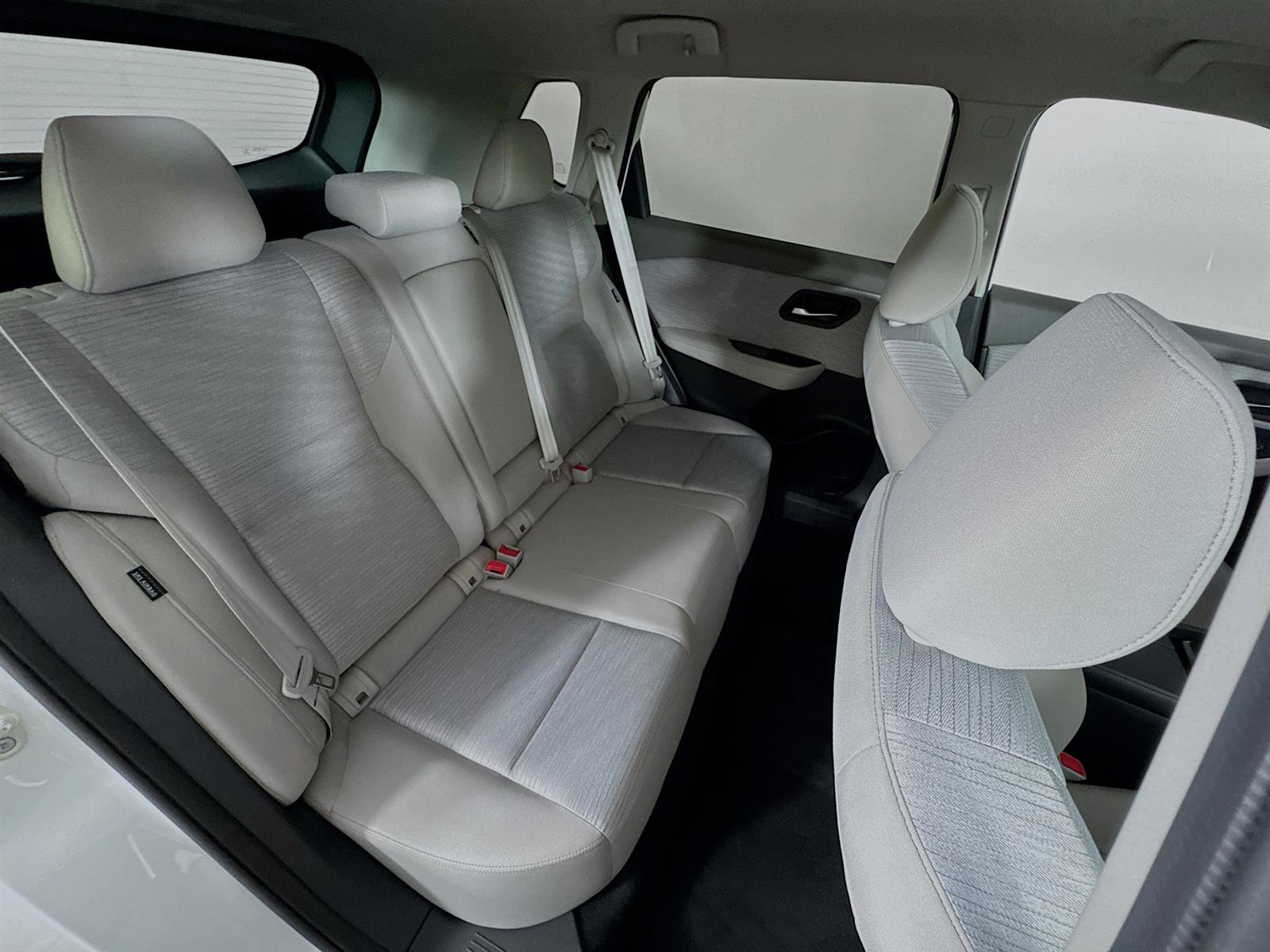 2023 Nissan Rogue SV photo 22