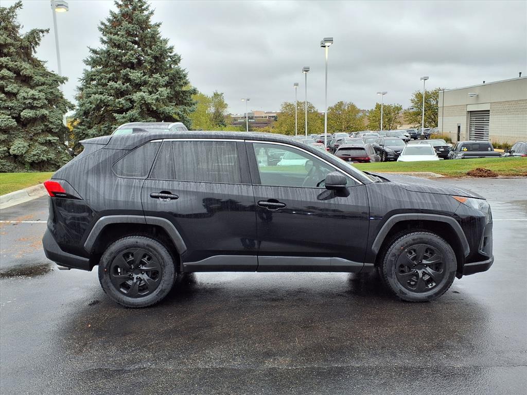 Certified 2022 Toyota RAV4 LE with VIN 2T3F1RFV5NW305639 for sale in Burnsville, Minnesota