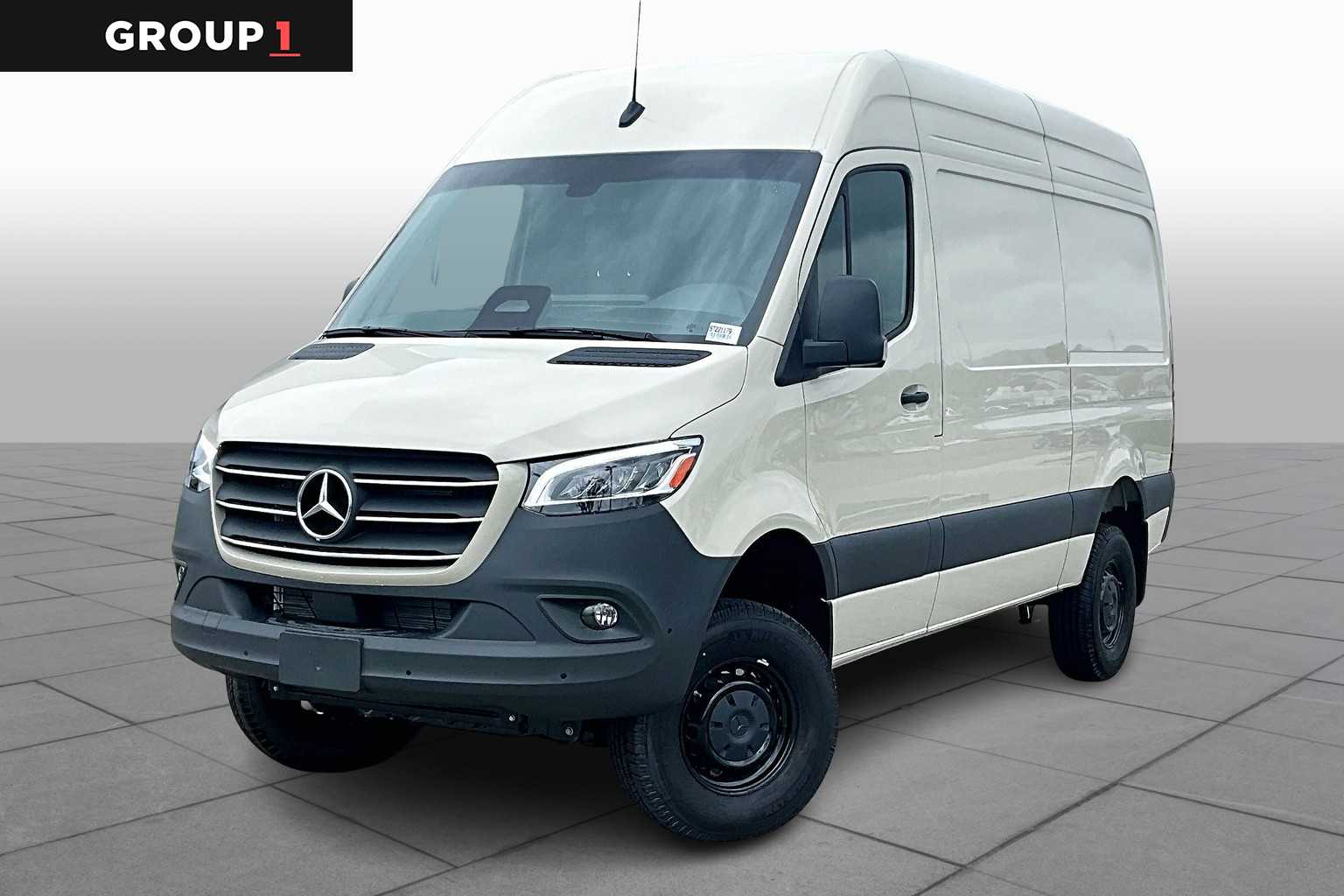 2025 Mercedes-Benz Sprinter Cargo Van Base's photo