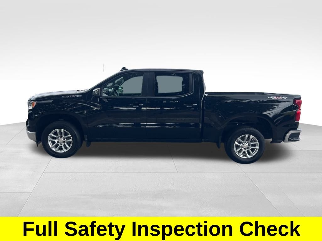 2023 Chevrolet Silverado 1500 LT photo 3