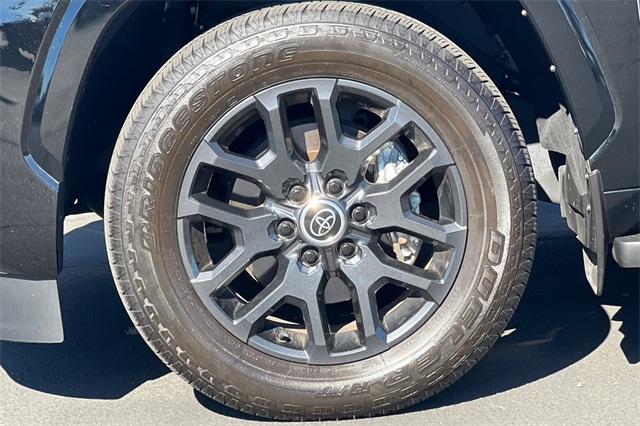 2024 Toyota Sequoia Platinum photo 26