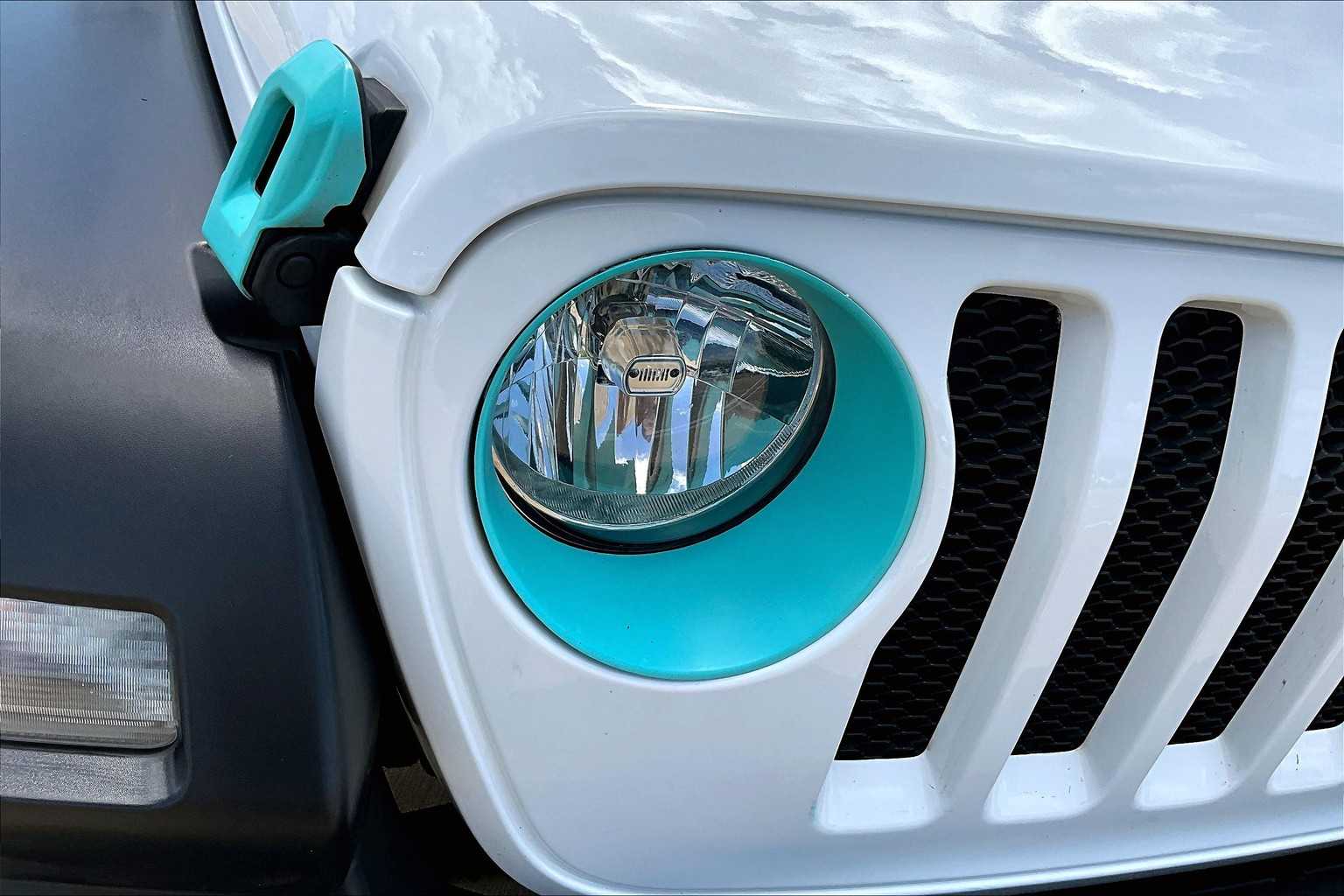 2022 Jeep Wrangler Sport photo 25