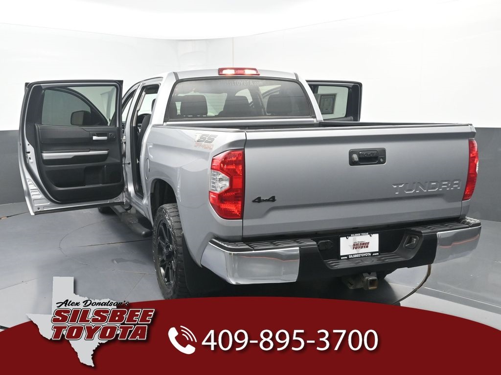 2017 Toyota Tundra SR5 photo 27