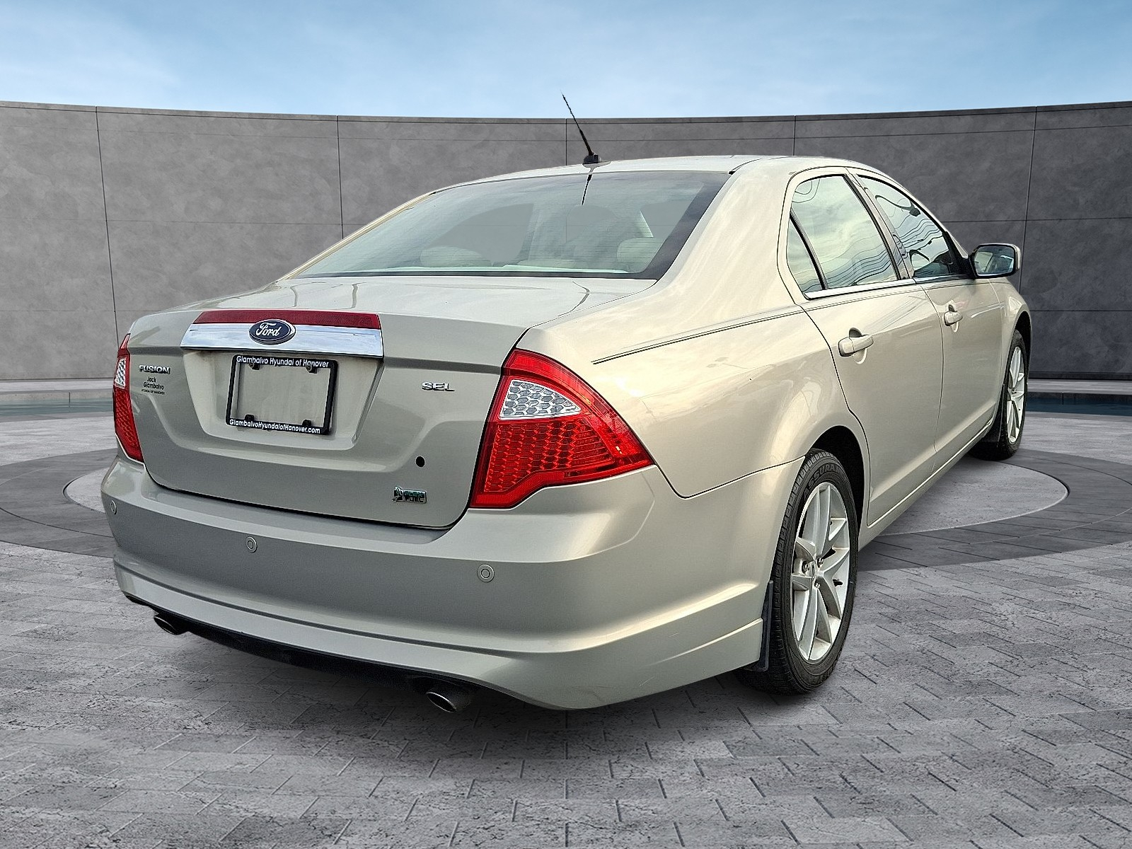 2010 Ford Fusion SEL photo 10