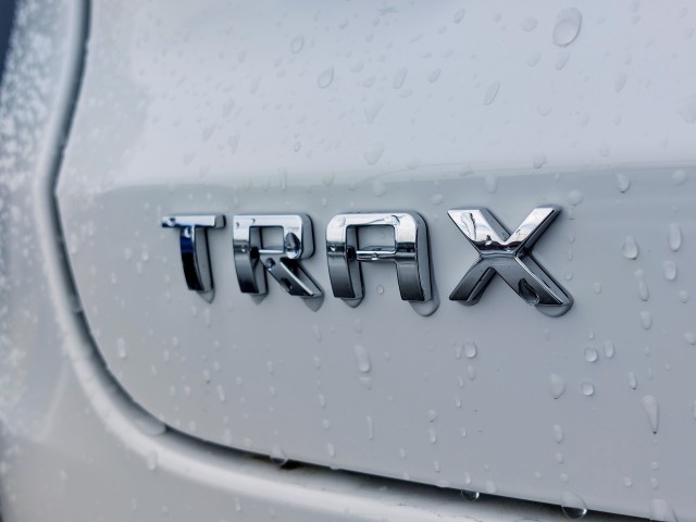 2025 Chevrolet Trax LT photo 42