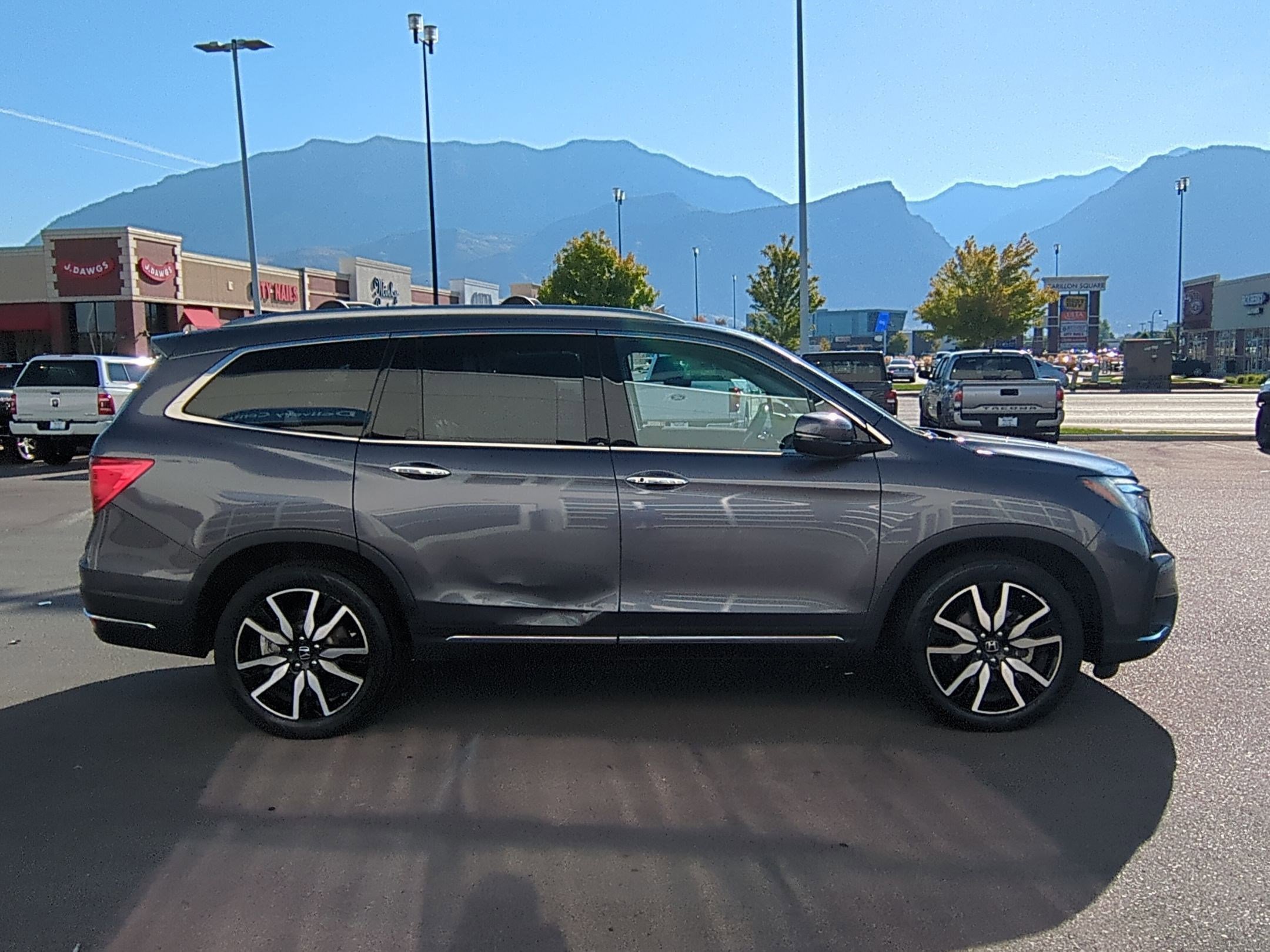2019 Honda Pilot Touring photo 2