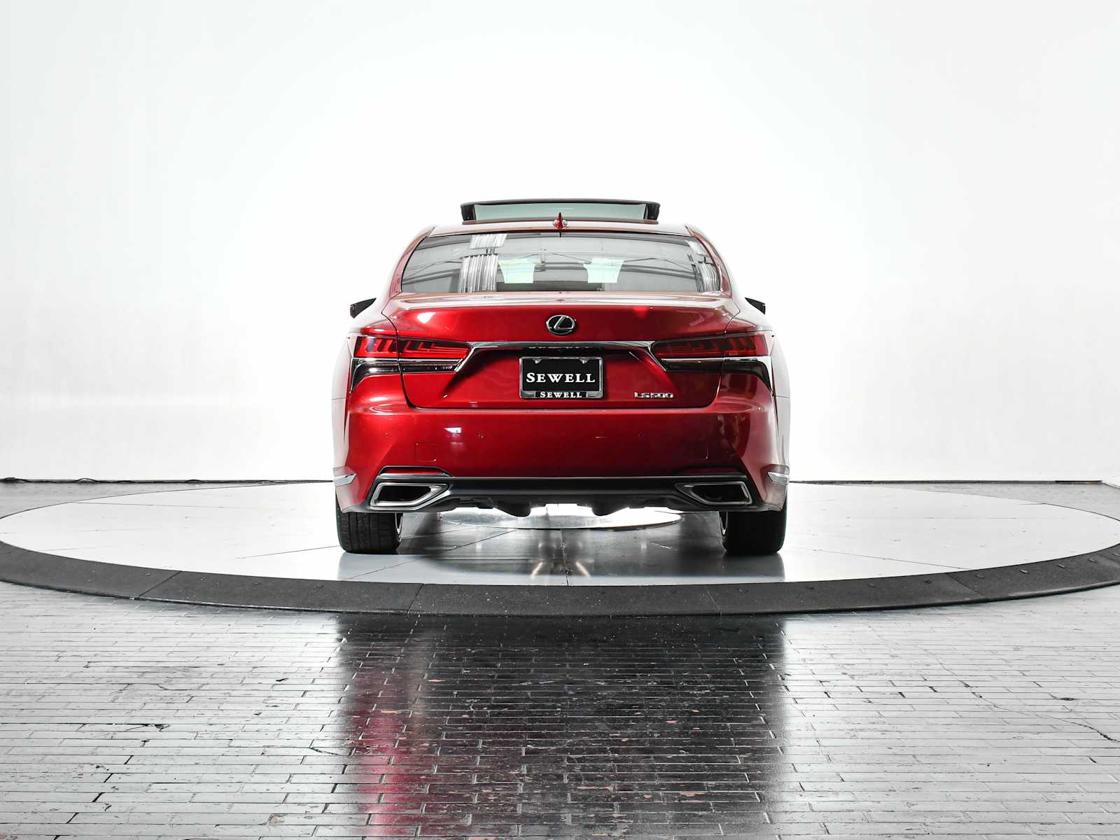 2019 Lexus LS 500 photo 4