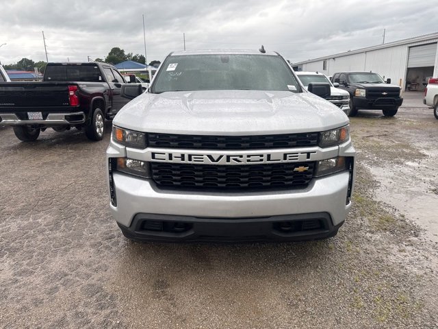 2021 Chevrolet Silverado 1500 Custom photo 2